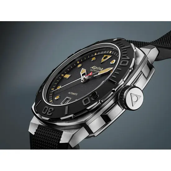 Automatyczny zegarek Seastrong Diver Extreme w kopercie o wymiarach 39 x 40,50 mm z gumowym paskiem