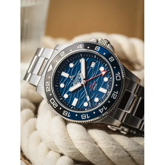 Atlantic Mariner GMT 81576.41.59GMT z niebieską tarczą i bezelem 24h