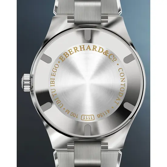 Zakręcany dekiel w zegarku Eberhard Contodat Automatic 41156.02 CA2C z miejscem na grawer