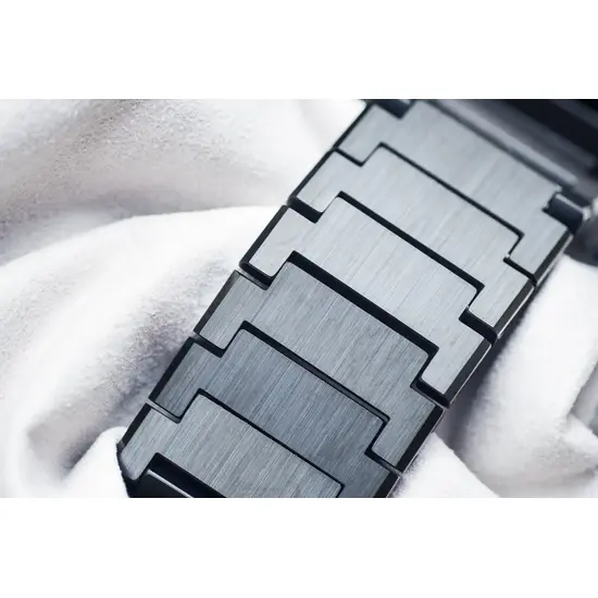 czarna bransoleta zegarka Epos Sport Open Heart 3506.133.25.15.35