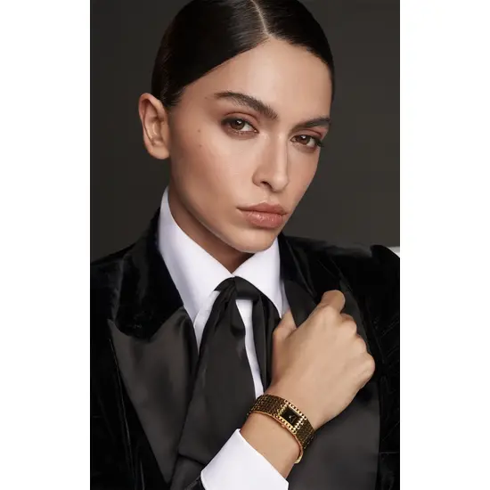 Zegarek Frederique Constant FC-200ONB1MC5B na nadgarstku