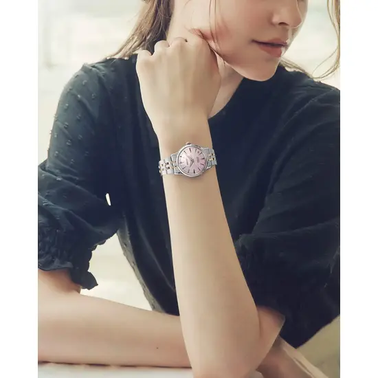 Zegarek Seiko Presage Cocktail Time Limited Edition SRPM06J1 na ręce