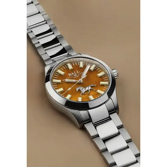 Ball Engineer II Galloping Horse na stalowej bransolecie 904L ze złotą tarczą tiger eye