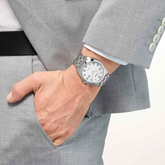 Zegarek Citizen Classic BM7108-81A na ręce