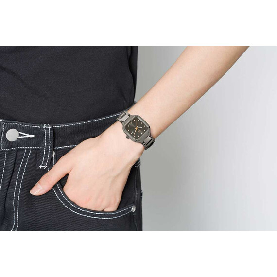 Rado True Square R27079702 zegarek na ręce