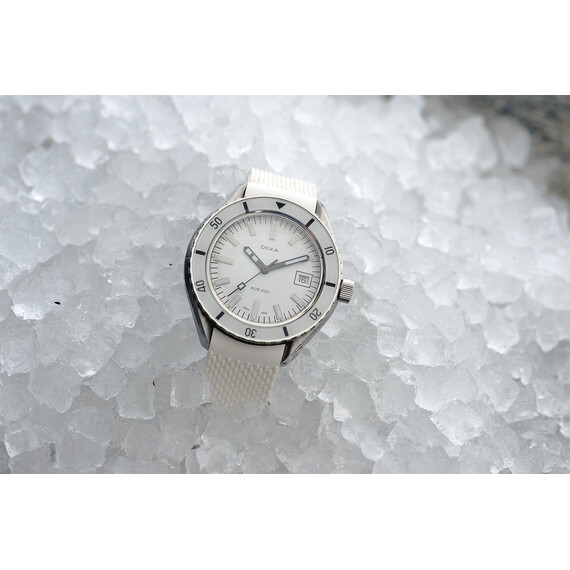 Biały zegarek nurkowy DOXA SUB 200