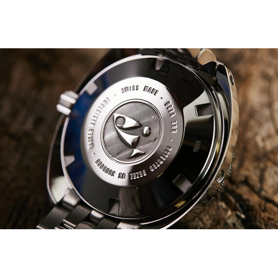 Zakręcany dekiel z tłoczeniem