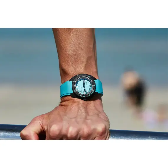 Zegarek nurkowy na turkusowym pasku gumowym Doxa
