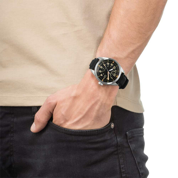 Citizen Military AW5000-24E zegarek na ręce