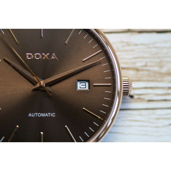 Doxa D-light Automatic z czytelnym datownikiem