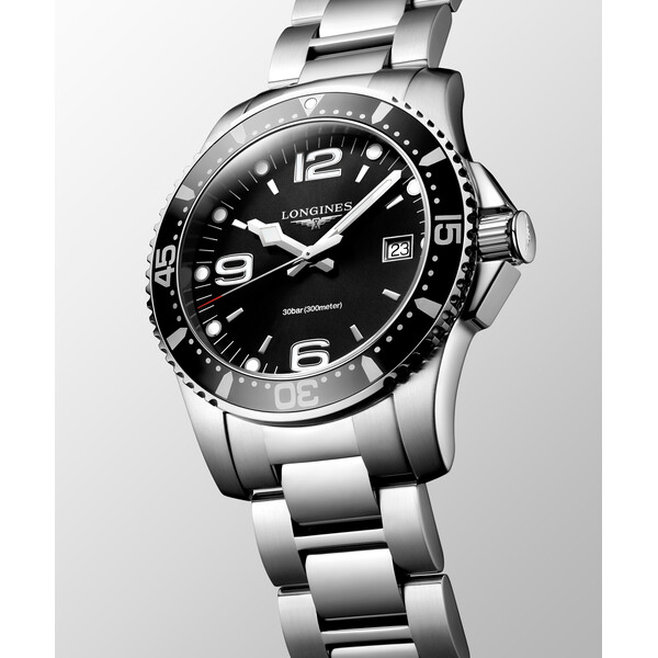 Sportowy zegarek Longines HydroConquest