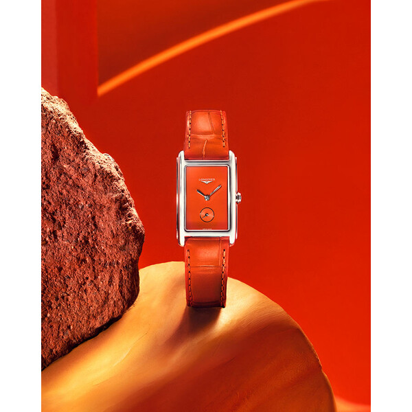 Pomarańczowy pasek skórzany w zegarku Longines DolceVita L5.512.4.92.2