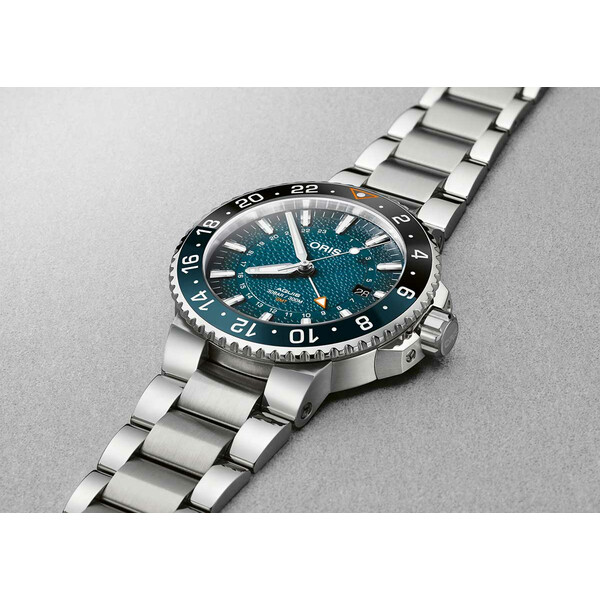 Oris Aquis Whale Shark Limited Edition zegarek na bransolecie
