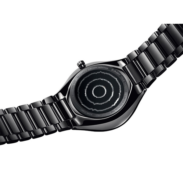 Spód zegarka Rado R27969182 True Thinline Automatic Deep Web Limited Edition z przykładowym numerem limitacji