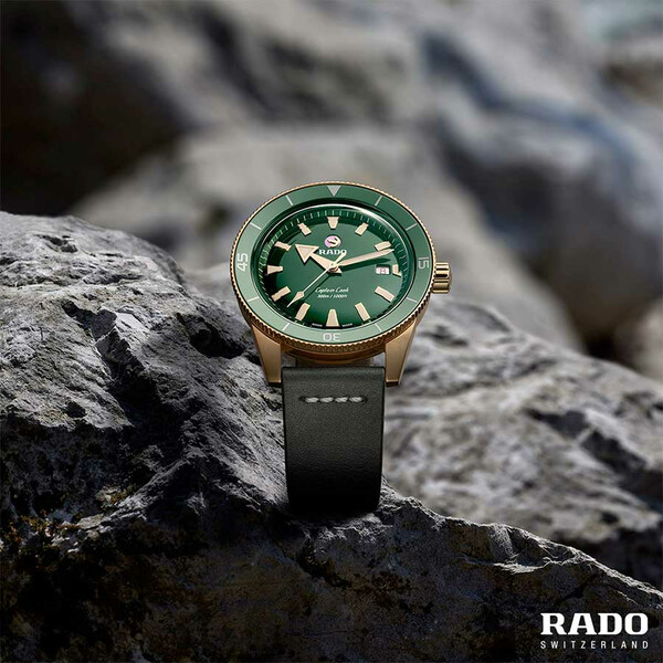 Rado HyperChrome Captain Cook R32504315 Bronze zegarek.