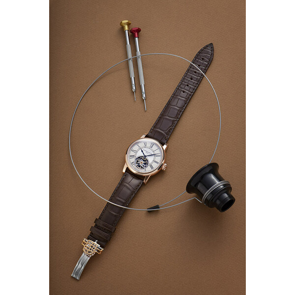 Frederique Constant Manufacture zegarek z manufakturowym mechanizmem