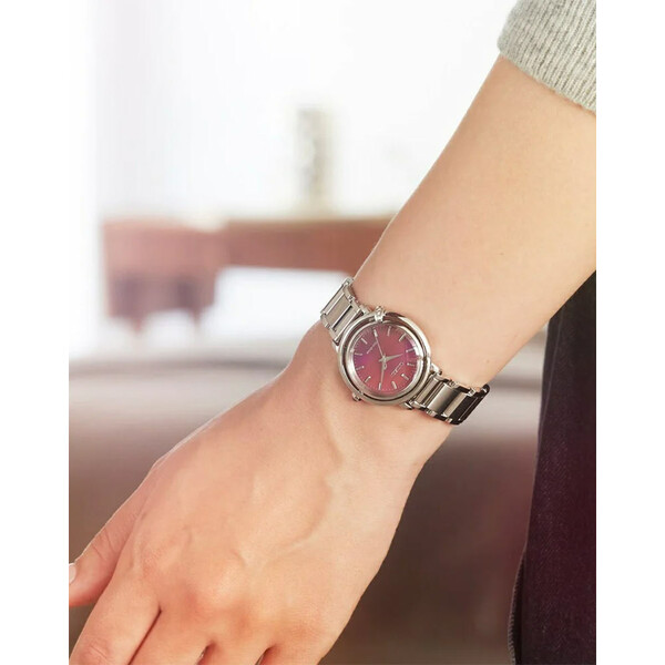 Na ręce zegarek Citizen L Arcly Collection Arising EM1090-78X