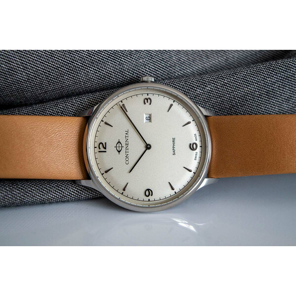 Srebrna tarcza zegarka Continental 19604-GD152120