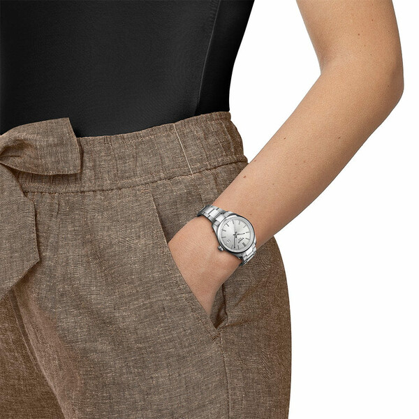 Zegarek Tissot PR 100 Lady na ręku